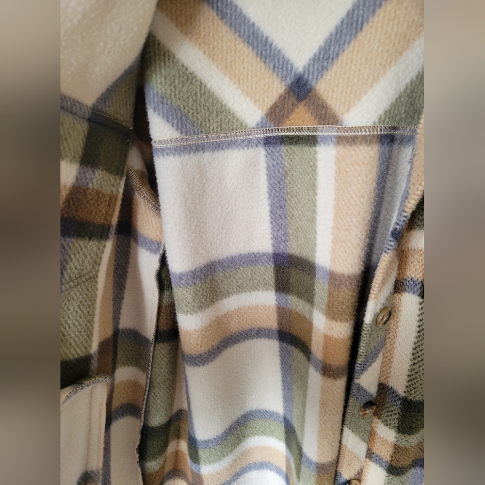 Altar'd State Button-Up Fleece Plaid Jacket - Picture 4 of 6